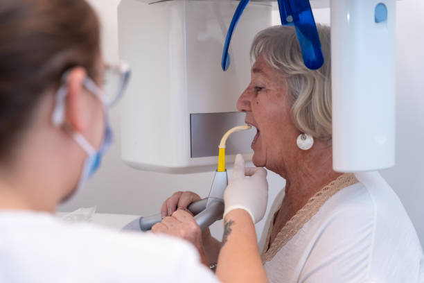 Best Weekend Emergency Dentist in Amherst, OH